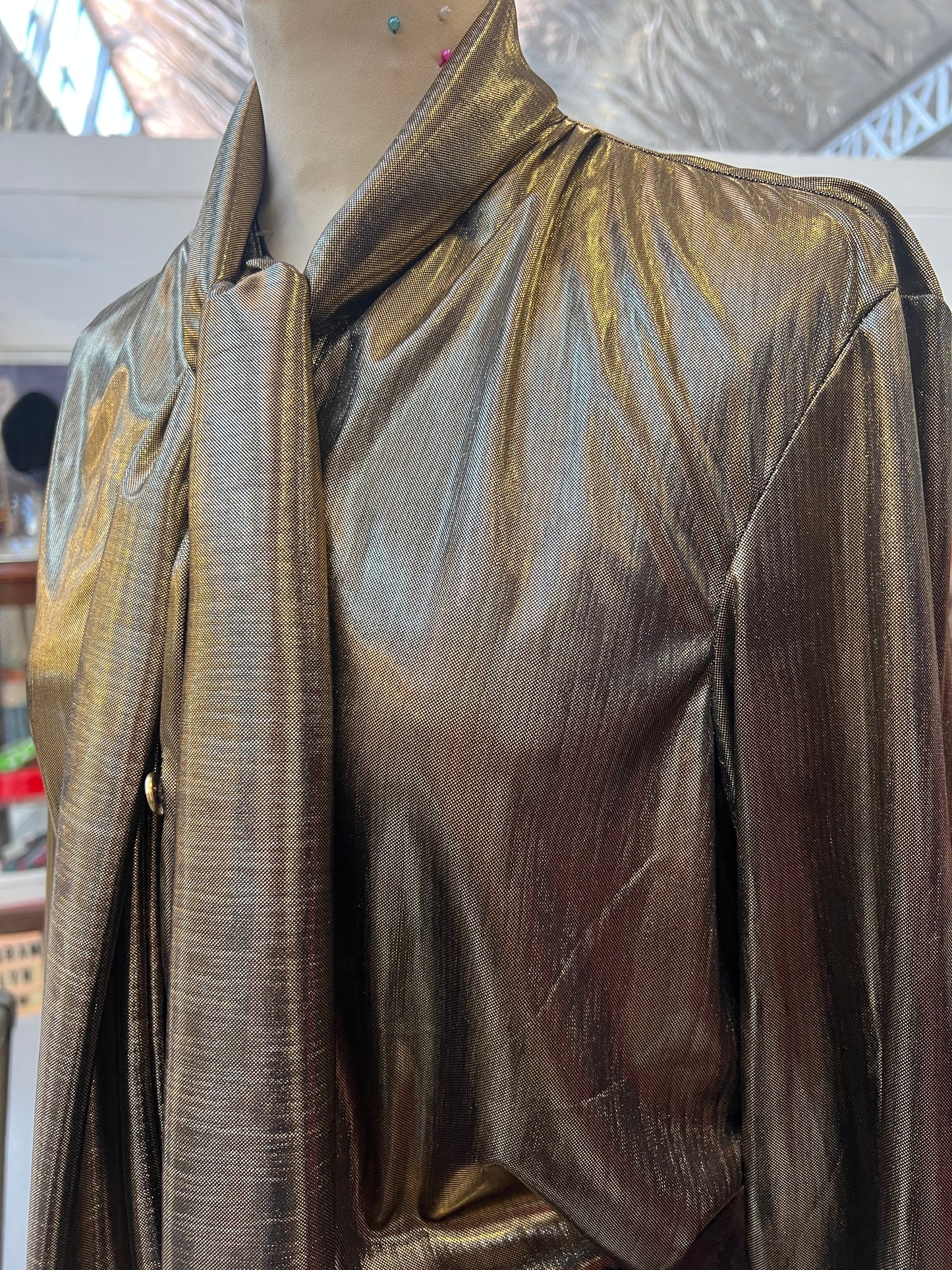 Goldie lavallière blouse