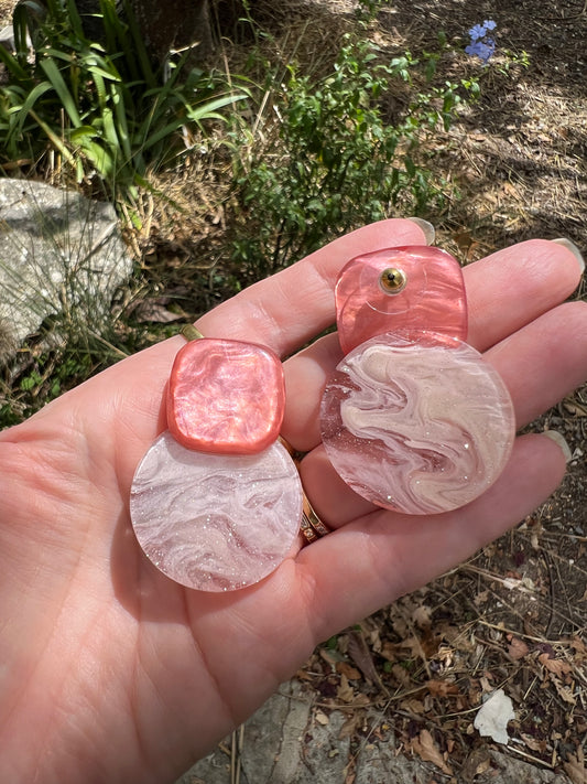 Boucles d’oreilles « Nacres et paillettes » rétro