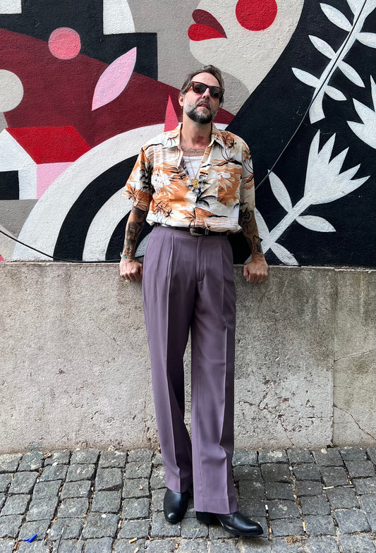 Pantalon violet à pinces taille haute